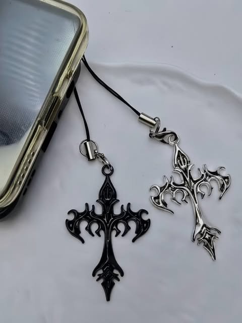 Charms de Cruz